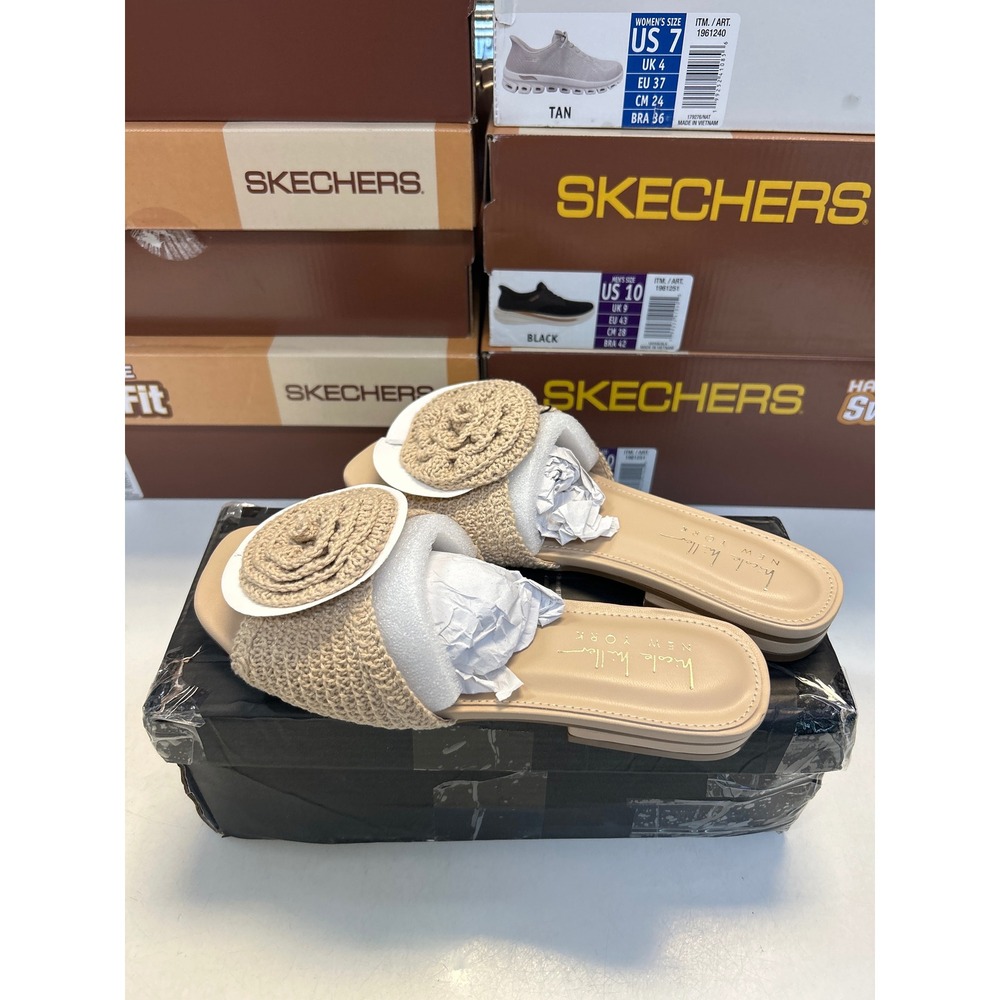 Nicole Miller Rosette Sandals Women 6.5 Beige Raffia Crochet Flower Flats 0650